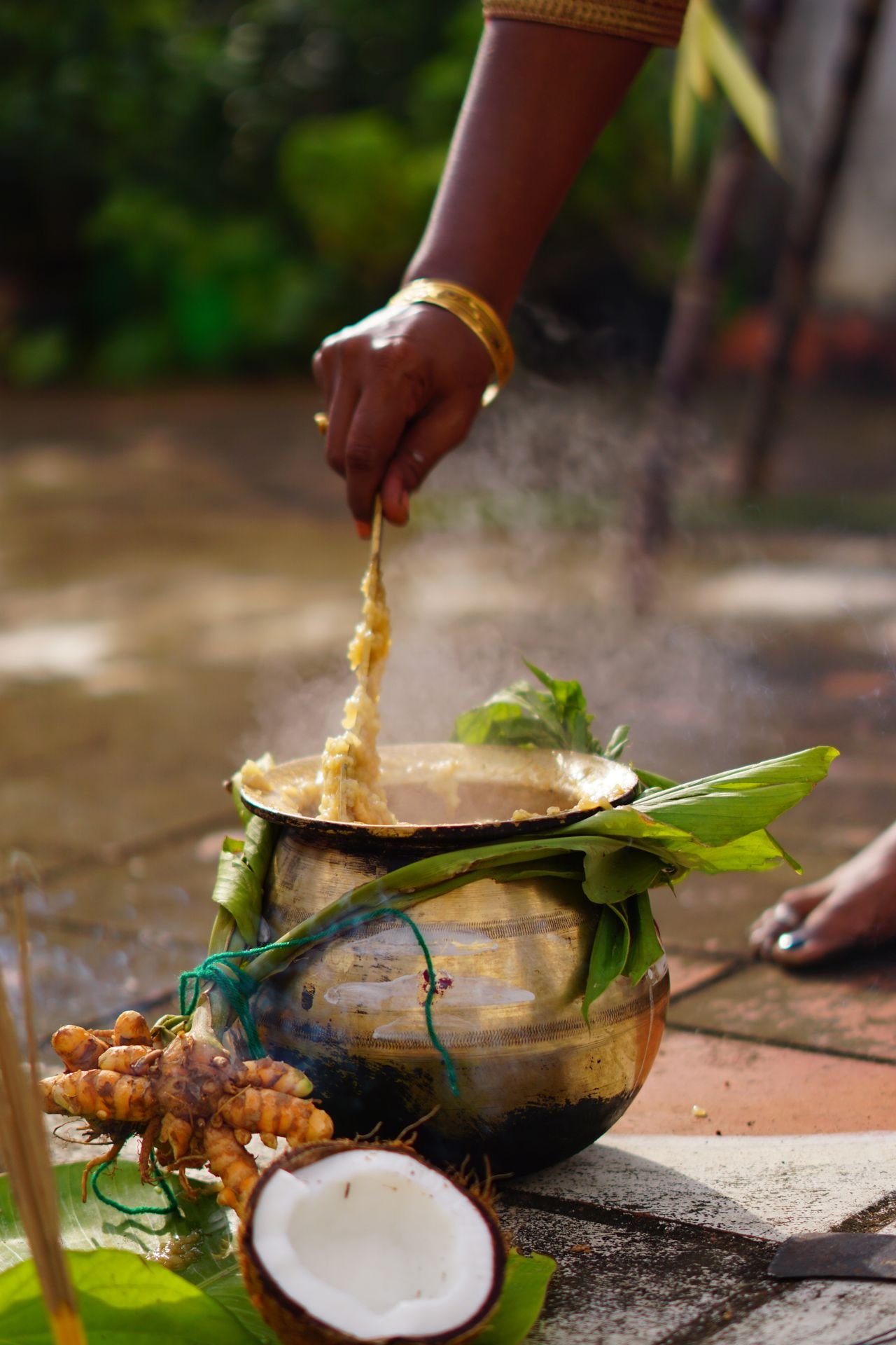 Traditional Ayurvedic Panchakarma therapy at Kayasang